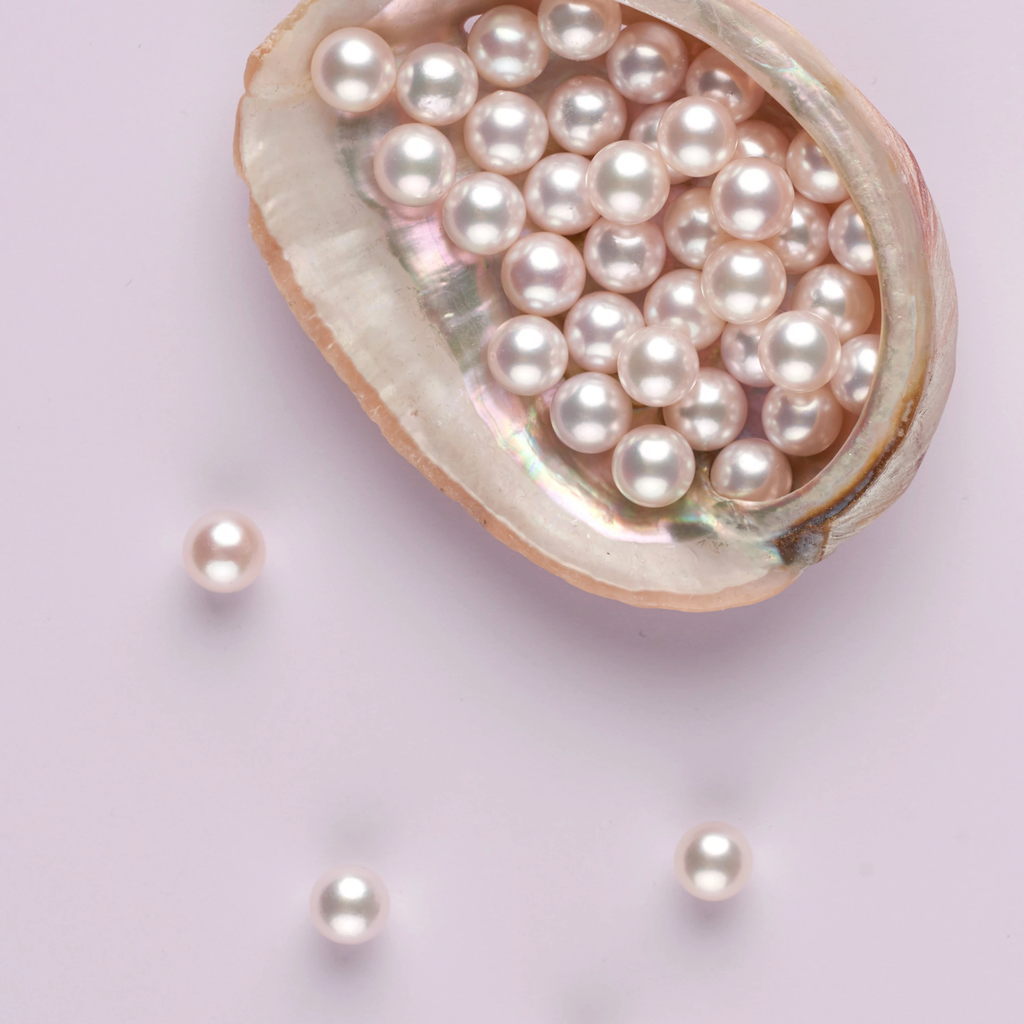 AKOYA PEARL A RARE GEMSTONE