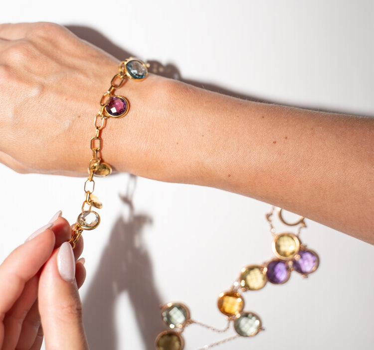 Amethyst gold jewelry, bracelet and necklace.