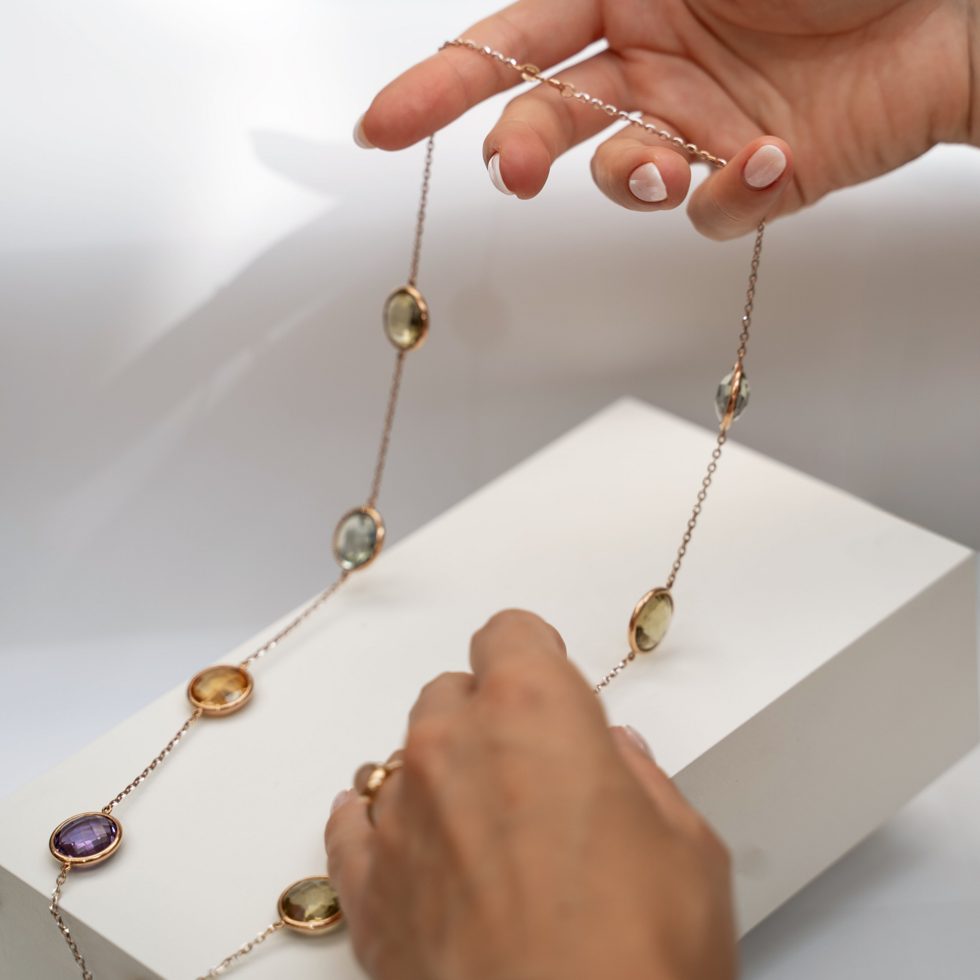 Multi Color Necklace Round - Amilla Jewelry